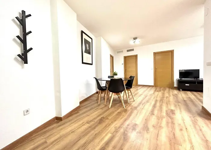 Plaza Europa Mas Que Apartamentos