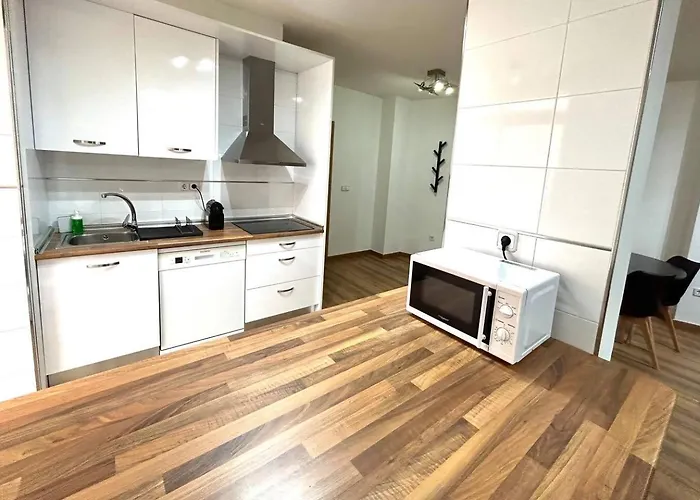 Plaza Europa Mas Que Apartamentos